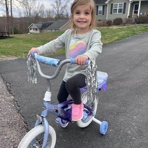 Meet your Posher, Janice